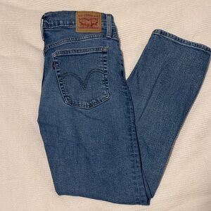Levi's Classic Wedgie Straight Blue Jeans